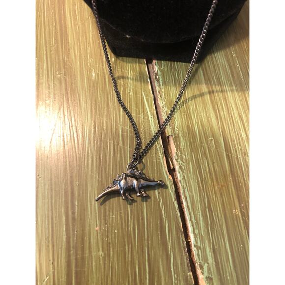 Unbranded Dark Metal Stegosaurus Dinosaur Pendant Necklace - Picture 2 of 4